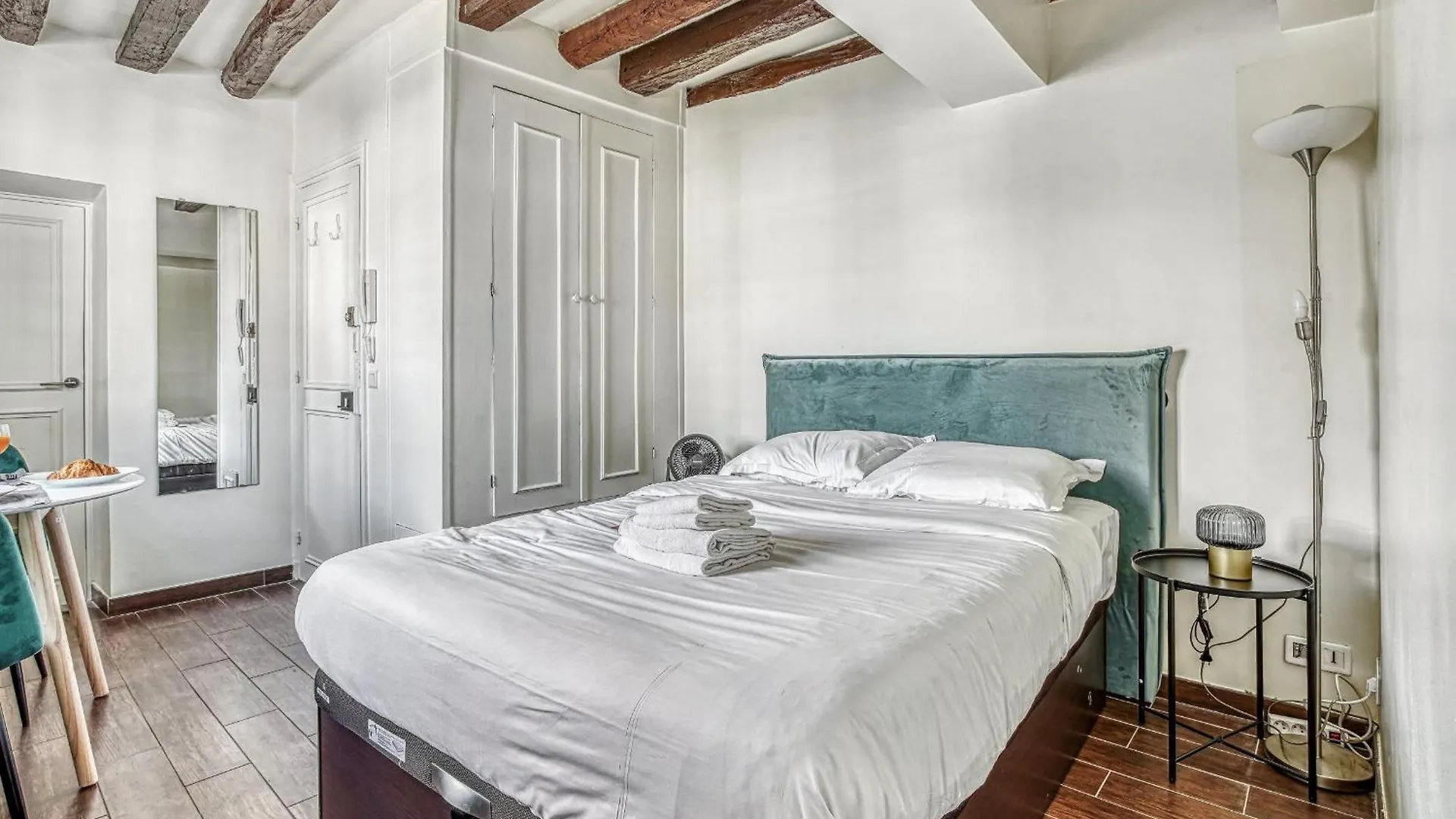 Latin Quarter & Pantheon - Cityapartmentstay Paris 0*,  France