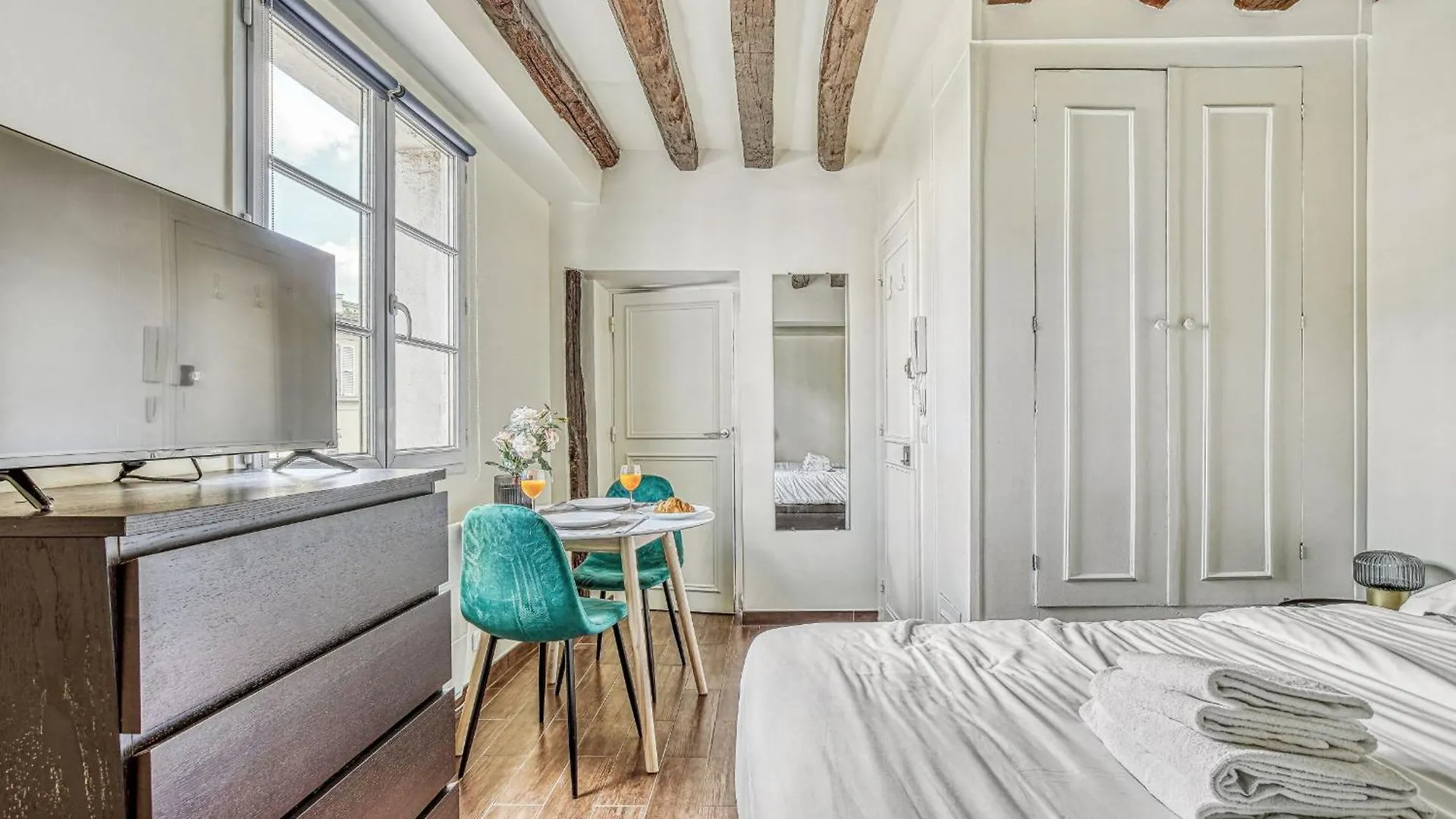 Latin Quarter & Pantheon - Cityapartmentstay Paris