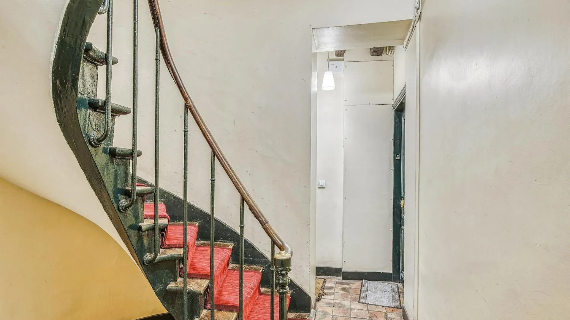 Latin Quarter & Pantheon - Cityapartmentstay Paris 0*,  France